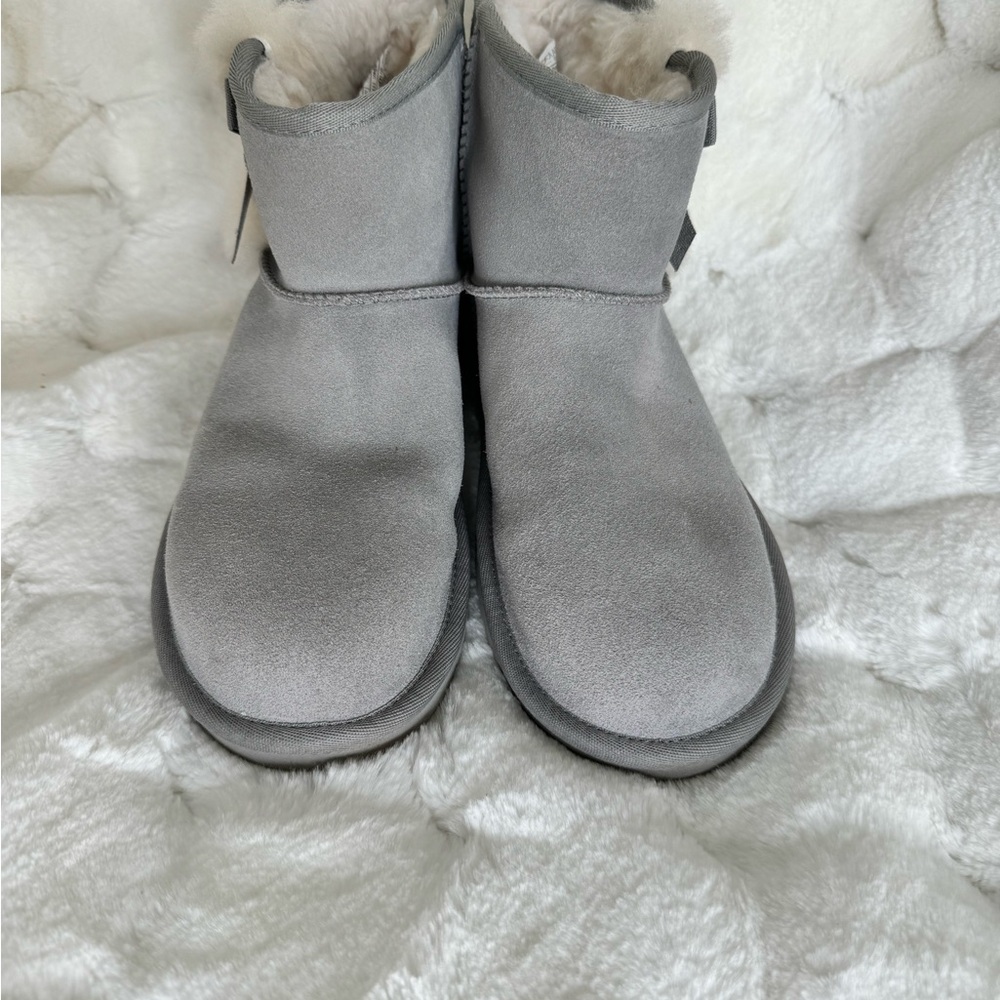 Koolaburra booties by Ugg size 6